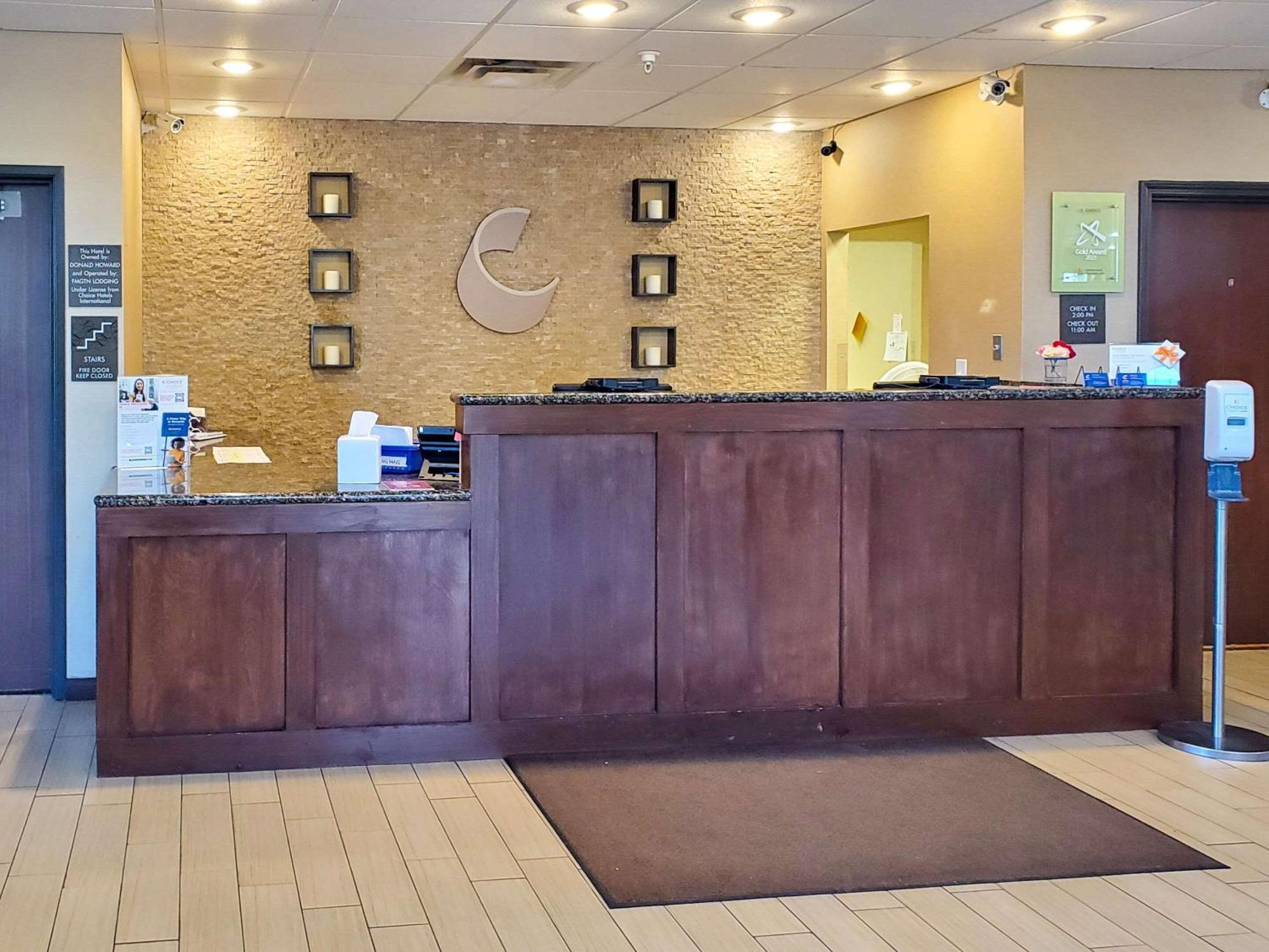 Comfort Suites Farmington Extérieur photo